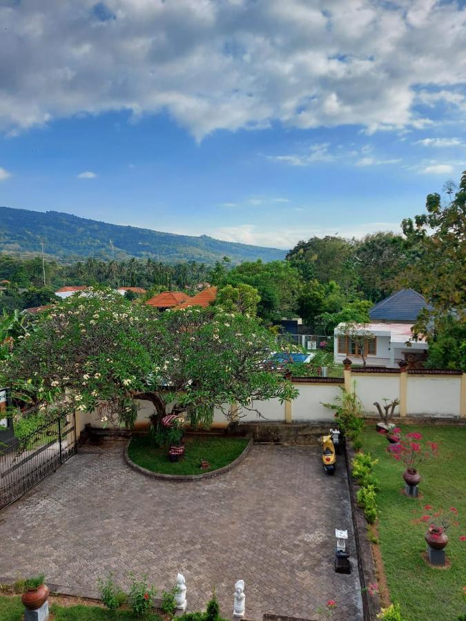 Villa Juliani Lovina  Exterior photo